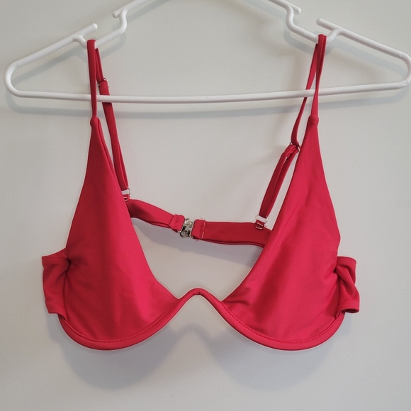 2 piece bikini - Picture 2 of 5
